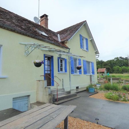 Les Tibles Bed & Breakfast Nanthiat ภายนอก รูปภาพ